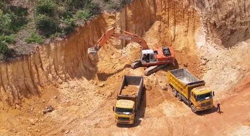 Bình Định: Ngang nhiên khai thác đất trái phép