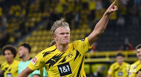 Kết quả Dortmund 3-0 M'gladbach: Haaland lập cú đúp, Dortmund thắng thuyết phục trận mở màn