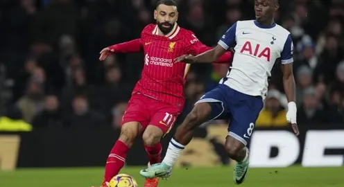 Salah tỏa sáng, Liverpool thắng thuyết phục Tottenham