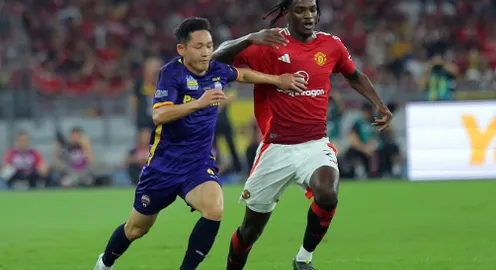 CĐV MU đòi mua Hai Long sau trận thua ASEAN All-Stars