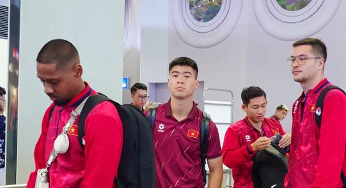 ĐT Việt Nam lên đường sớm sang Malaysia