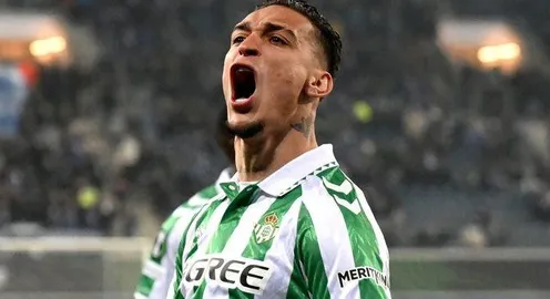 Real Betis đưa đề nghị kỷ lục để chiêu mộ Antony