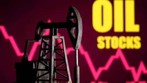 Giá xăng dầu hôm nay (15-1): Đảo chiều giảm