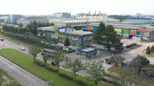 Phim Tài liệu: Những viên gạch hồng