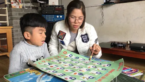 Phim tài liệu: Khi Vỹ hát