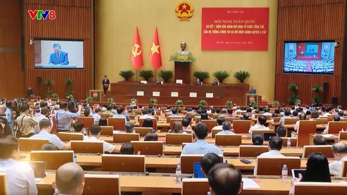 Phim tài liệu : Một năm sắp xếp lại giang sơn