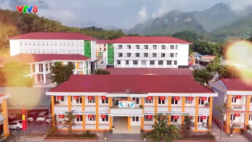 Dấu ấn lịch sử: Trang mới nơi vùng biên 🏫🌱  