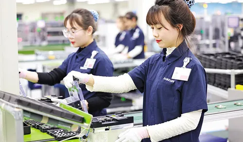 Thúc công nghệ chiến lược để tăng tốc phát triển kinh tế