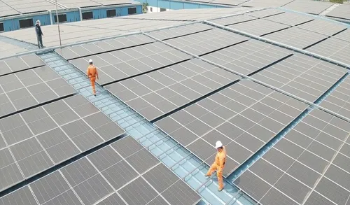 Điện mặt trời mái nhà và BESS: Lời giải khả thi cho nguồn điện tại chỗ