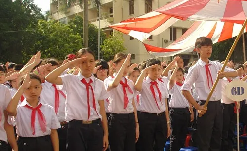 Hà Nội thực hiện nghi lễ chào cờ vào thứ Hai hàng tuần