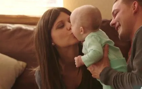 Xúc động chuyện bà mẹ ung thư hy sinh thân mình vì con