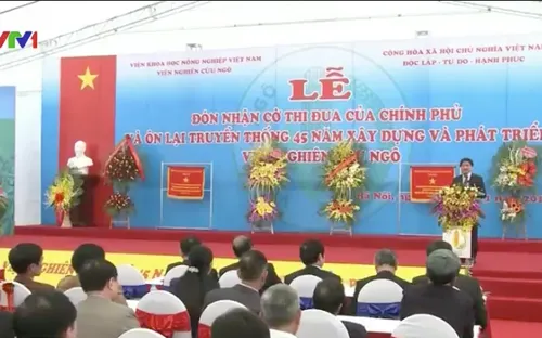 Viện Nghiên cứu Ngô kỷ niệm 45 năm thành lập