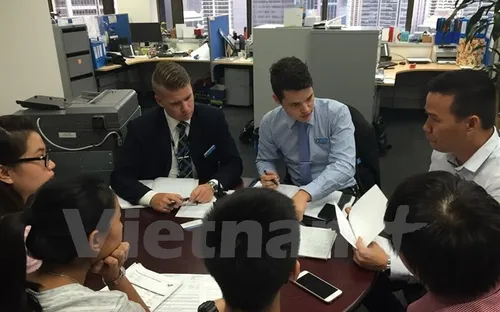 Australia bắt kẻ bán vé máy bay giả cho du học sinh Việt Nam