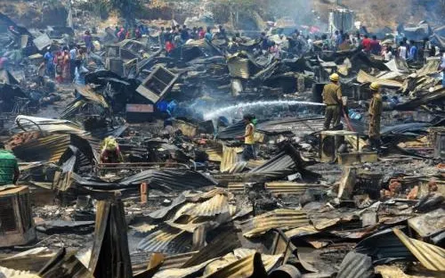 Bảo tàng lịch sử tự nhiên Ấn Độ bị thiêu rụi