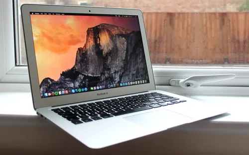 Apple “âm thầm” nâng cấp RAM cho MacBook Air