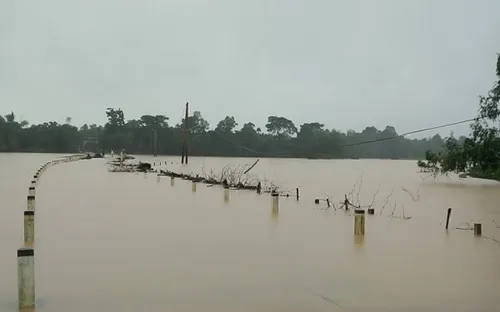 Mưa lớn, rốn lũ Hương Khê lại ngập lụt nhiều nơi