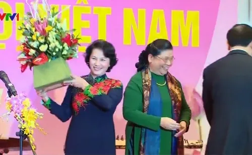 Ra mắt nhóm nữ đại biểu Quốc hội khóa XIV