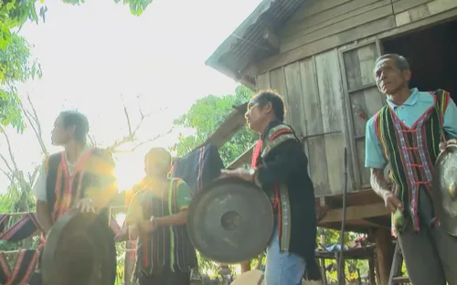 Tiếng chiêng nơi đại ngàn Tây Nguyên