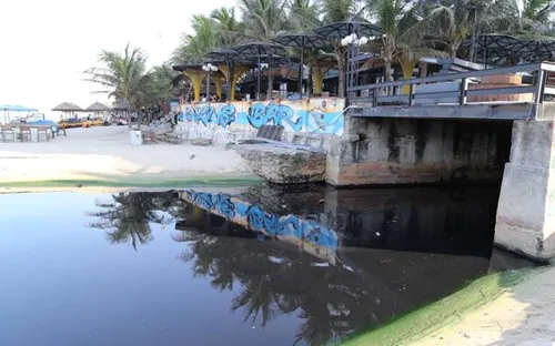 Đà Nẵng: Phát hiện 2 công trình xây dựng khách sạn xả thải “chui”