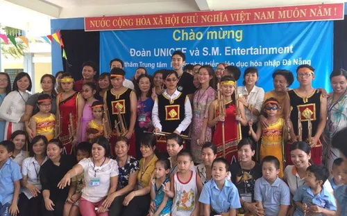 Quỹ nhi đồng Liên hợp quốc trao thiết bị dạy và học nhạc cho trẻ em khuyết tật tại Đà Nẵng