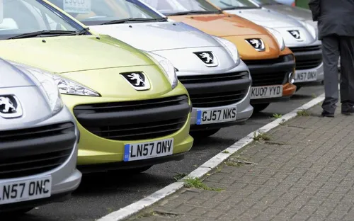 Pháp nghi ngờ gian lận khí thải trên dòng xe Peugeot