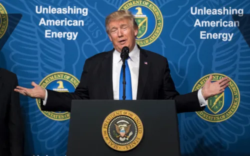 Tổng thống Mỹ Donald Trump công bố chính sách năng lượng