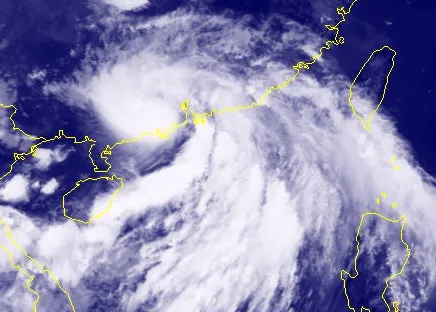 Bão số 7 đổ bộ miền Nam Trung Quốc gây mưa to