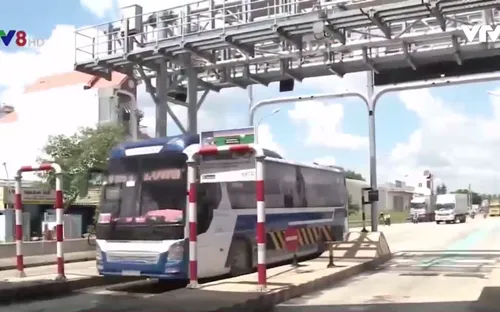 Bộ Giao thông Vận tải báo cáo Chính phủ việc chuyển từ phí sang giá BOT