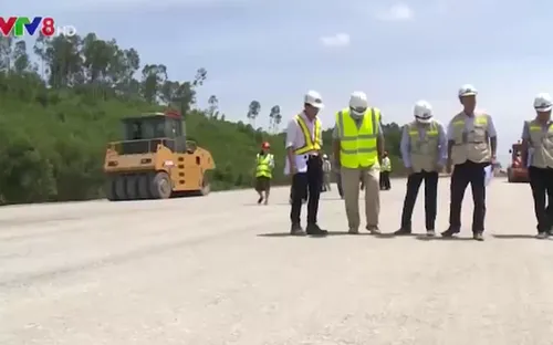 Chính phủ yêu cầu đẩy nhanh tiến độ các dự án giao thông trọng điểm