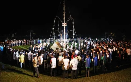 Trình diễn văn hóa cồng chiêng tại Lâm Đồng