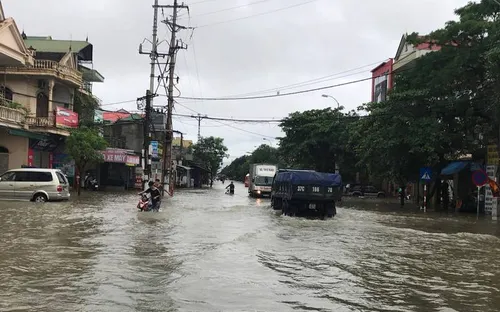 Nghệ An và Hà Tĩnh cho học sinh nghỉ học ngày 10/10 do mưa lụt