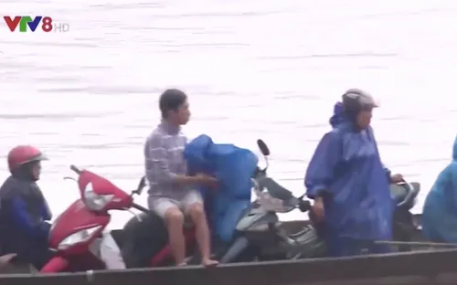 Quảng Trị: Mối hiểm nguy lưu thông đường thủy trong mùa mưa lũ