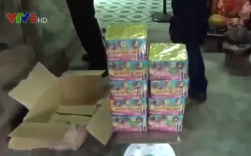 Quảng Ngãi bắt vụ tàng trữ pháo lậu chờ Tết