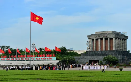 Lăng Chủ tịch Hồ Chí Minh mở cửa trở lại từ ngày 5/12