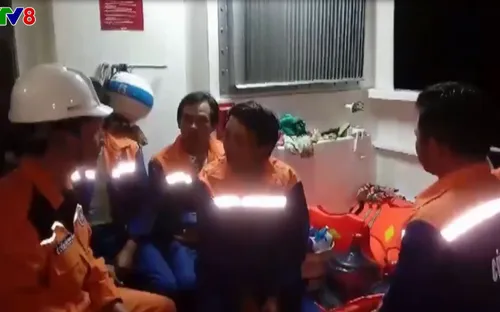 Cứu nạn thành công 5 thuyền viên và tìm thấy 1 thi thể thuyền viên gặp nạn