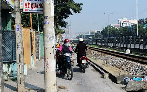 Đầu tư đường gom dọc đường sắt từ Cầu vượt ngã ba Huế đến cầu vượt Hòa Cầm, Đà Nẵng