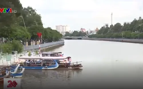 Du lịch đường thủy tại TP.HCM: Tiềm năng còn bỏ ngỏ