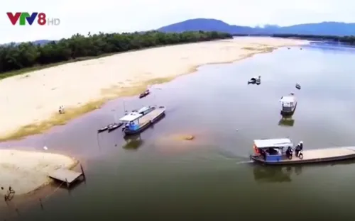 Ngó lên Hòn Kẽm Đá Dừng