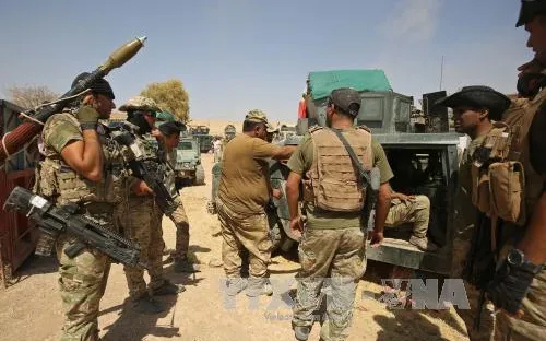 Iraq mở chiến dịch tấn công IS gần biên giới Syria