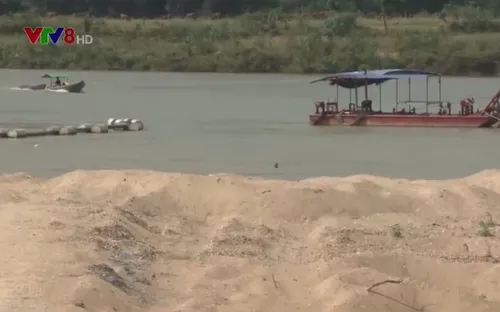 Quảng Nam siết chặt hoạt động khai thác cát trên sông