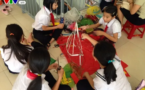 Niềm vui của các em thiếu nhi Đà Nẵng trong Ngày hội “Làm lồng đèn – kết nối yêu thương”