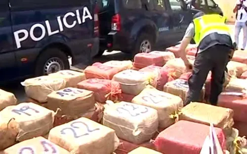 Argentina thu giữ 2 tấn cocaine