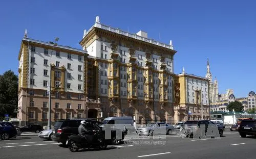 Mỹ nối lại việc cấp thị thực hạn chế tại Nga