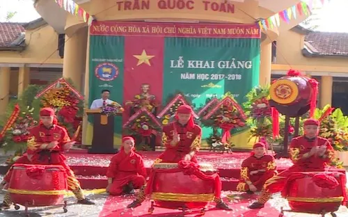 Nô nức lễ khai giảng năm học mới tại miền Trung Tây Nguyên