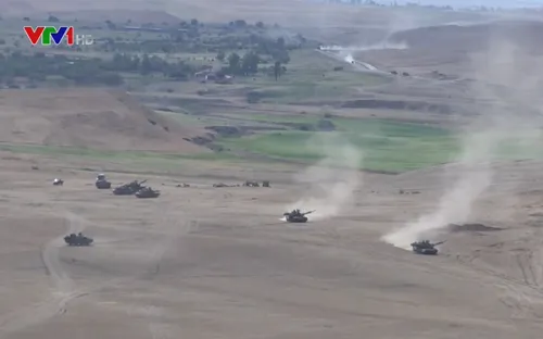 NATO tập trận bắn đạn thật ở Gruzia