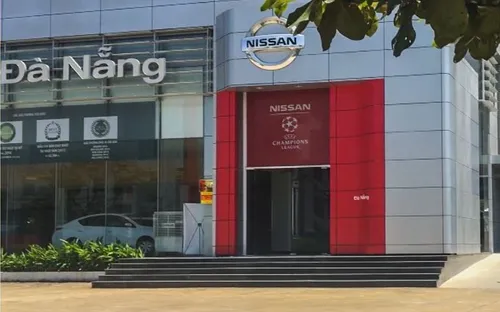 Đường dây nóng VTV8: Nissan phủ nhận sản xuất xe phiên bản taxi cho khách