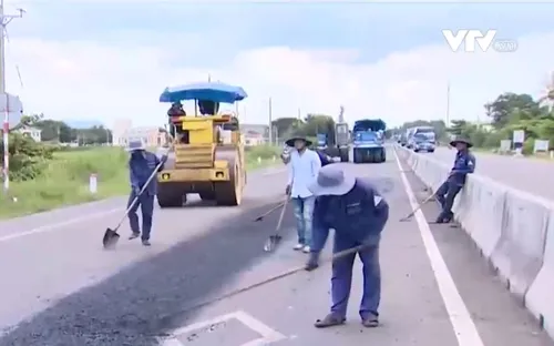 Quốc lộ 1 qua tỉnh Bình Thuận xuống cấp nghiêm trọng