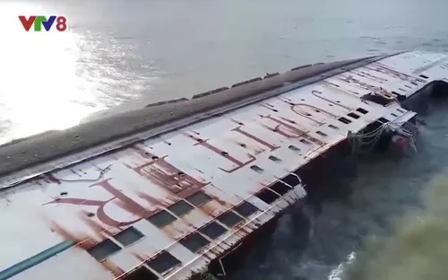 Phải hoàn thành trục vớt tàu chìm tại Bình Định trước tháng 12