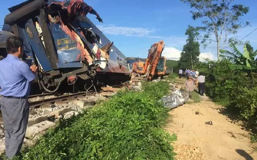 Ngành đường sắt thiệt hại nặng sau vụ lật tàu ở Quảng Bình
