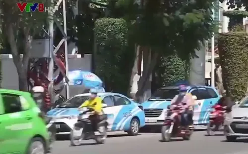 Khánh Hòa gặp khó trong quản lý thu tiền cước taxi